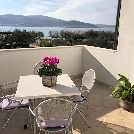 Punta Apartment Seline